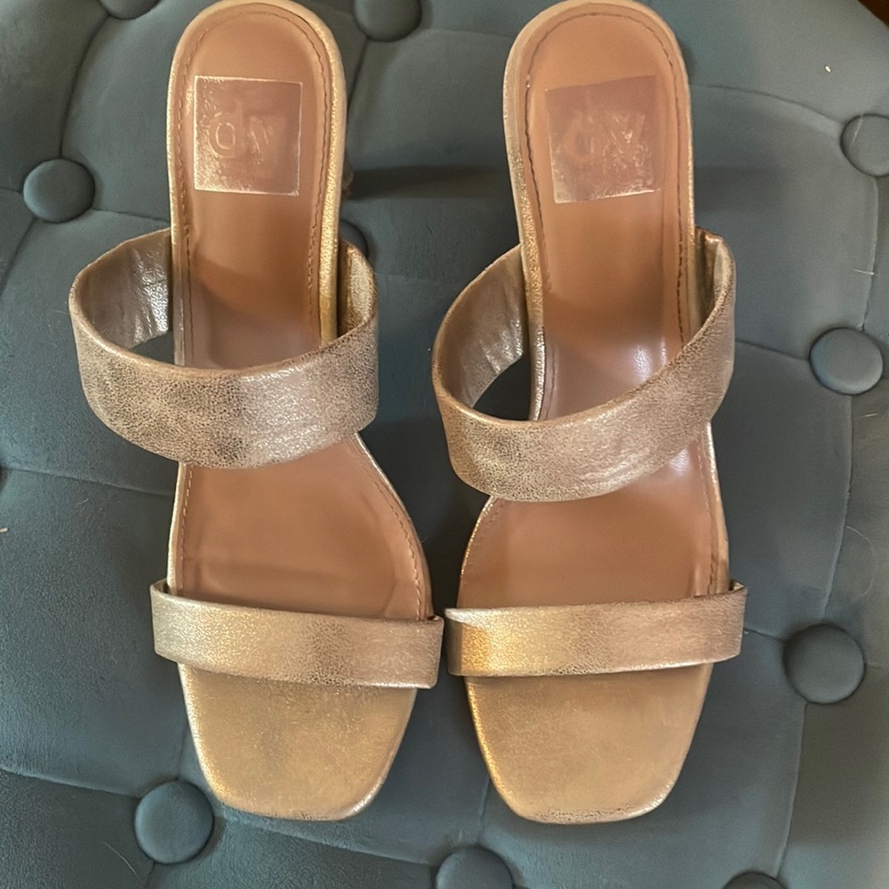 Gold strap heels 6.5